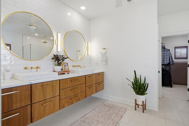 4710 WINDING WOOD CT, Columbia, MO 65203