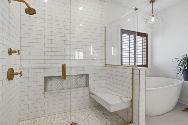 4710 WINDING WOOD CT, Columbia, MO 65203