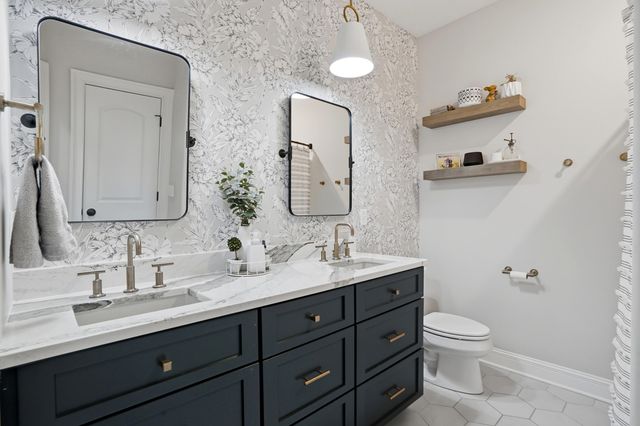 4710 WINDING WOOD CT, Columbia, MO 65203