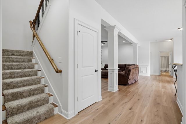 4710 WINDING WOOD CT, Columbia, MO 65203