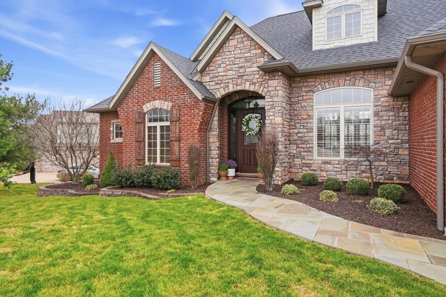 4710 WINDING WOOD CT, Columbia, MO 65203