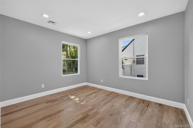 34 Wilson Road, Valley Stream, NY 11581