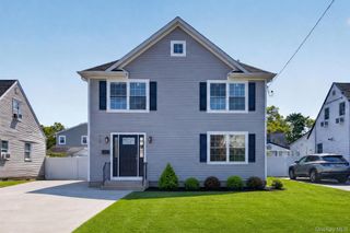34 Wilson Road, Valley Stream, NY 11581