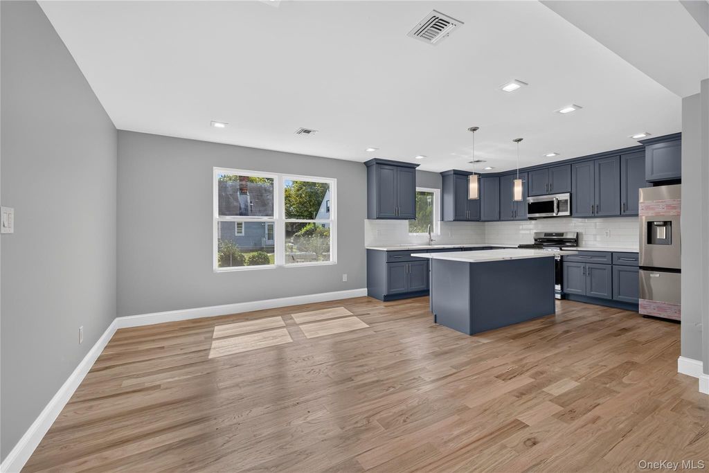 34 Wilson Road, Valley Stream, NY 11581 — photo 5