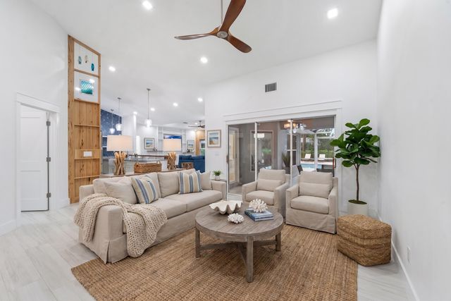 14450 N 69th Dr Drive N, Palm Beach Gardens, FL 33418