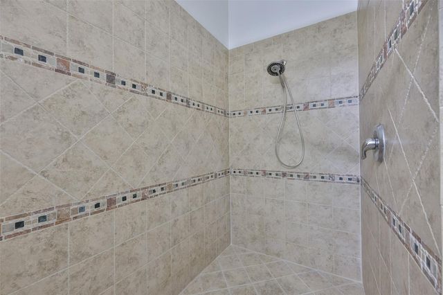 237 MYSTIC FALLS DRIVE, Apollo Beach, FL 33572