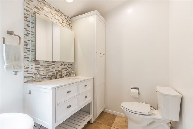 29068 Lake, Agoura Hills, CA 91301