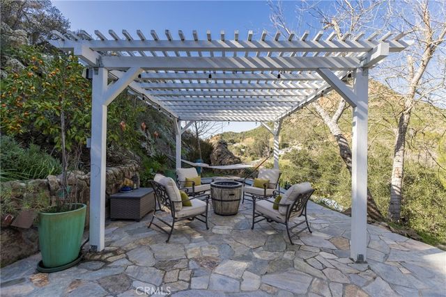 29068 Lake, Agoura Hills, CA 91301