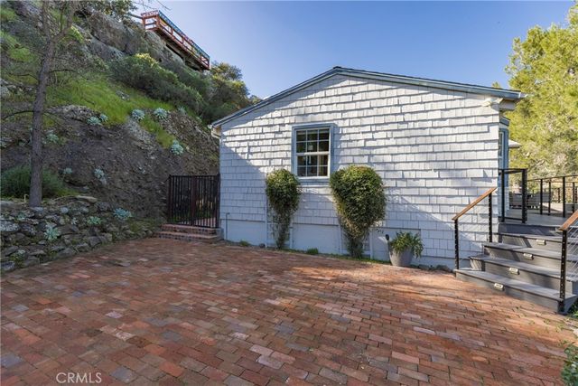 29068 Lake, Agoura Hills, CA 91301