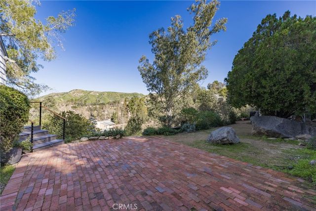 29068 Lake, Agoura Hills, CA 91301