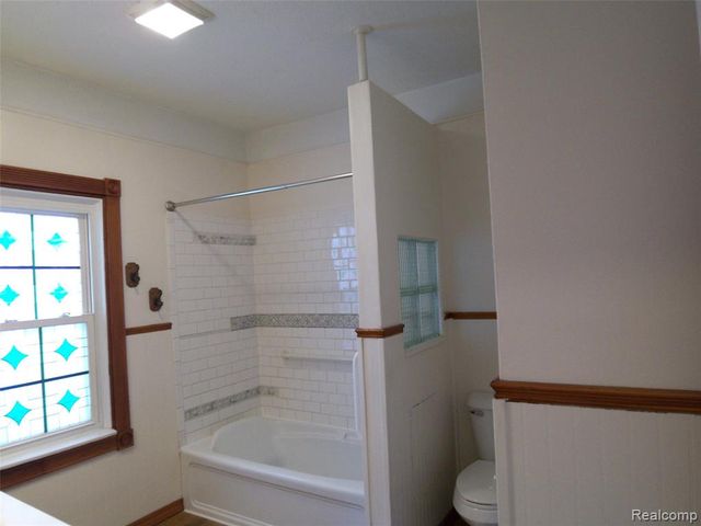 7259 Packard Avenue, Warren, MI 48091