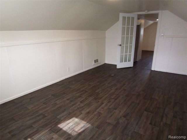 7259 Packard Avenue, Warren, MI 48091