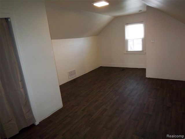 7259 Packard Avenue, Warren, MI 48091