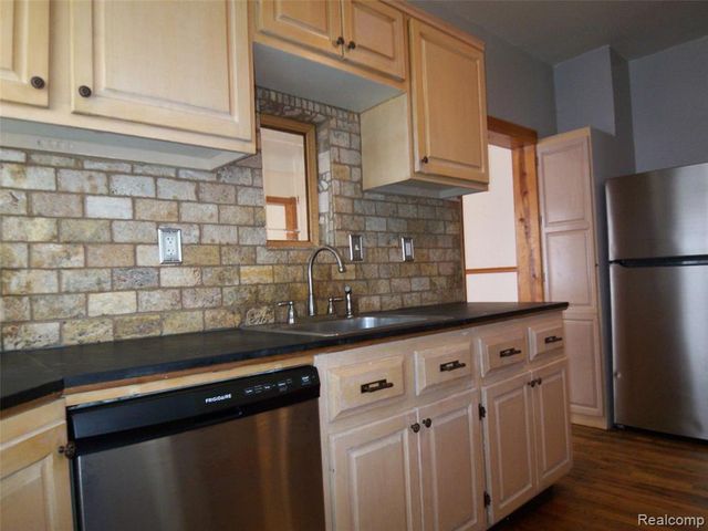 7259 Packard Avenue, Warren, MI 48091