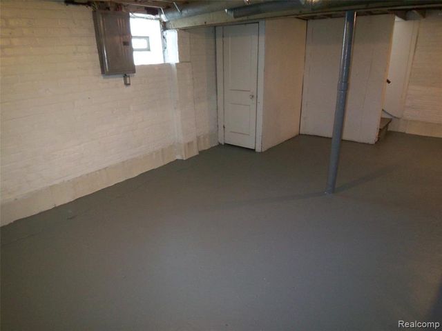 7259 Packard Avenue, Warren, MI 48091