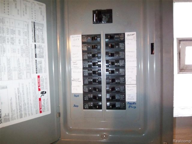 7259 Packard Avenue, Warren, MI 48091