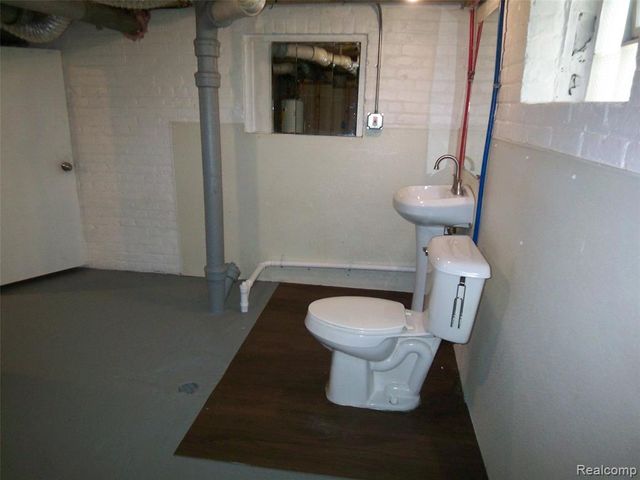 7259 Packard Avenue, Warren, MI 48091