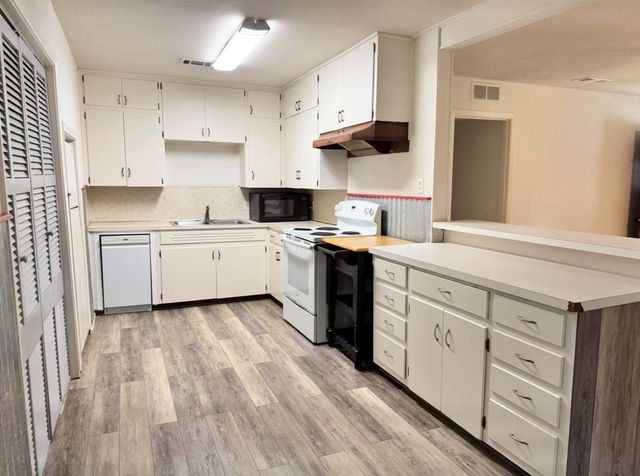 406 SWANEE DR 1, Austin, TX 78752