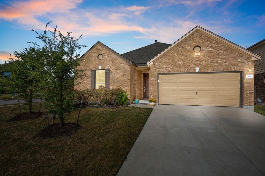101 Kavanaugh ST, Georgetown, TX 78628