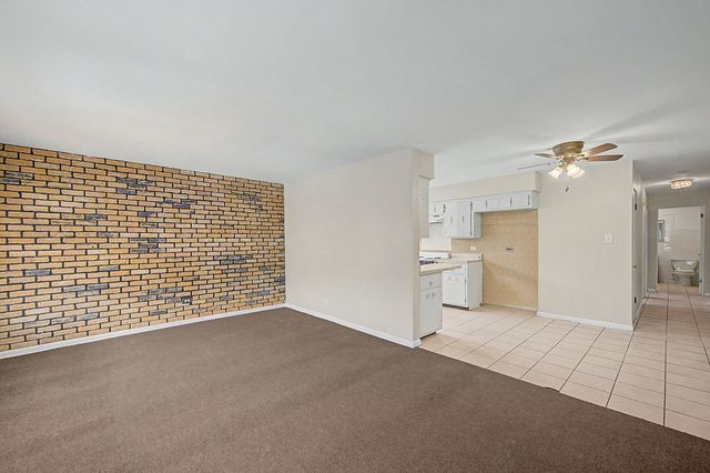 5810 W 35th Street, Cicero, IL 60804