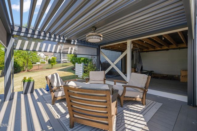 105 Duck Branch Drive, Holly Springs, NC 27540