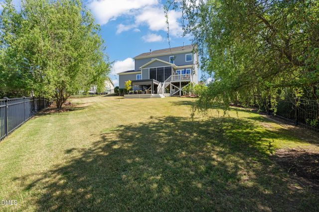 105 Duck Branch Drive, Holly Springs, NC 27540