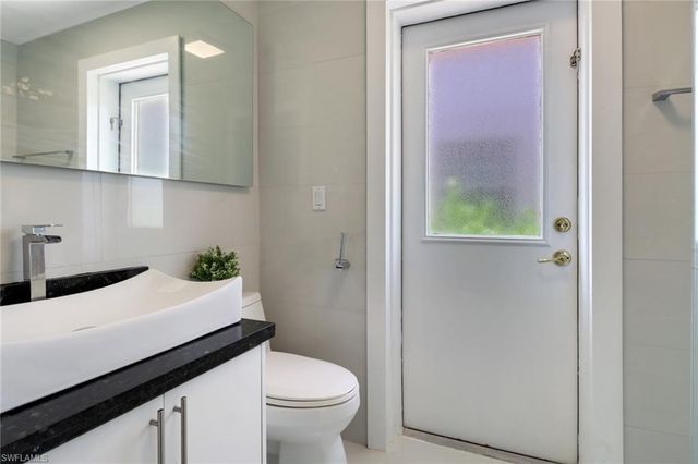 8271 Laurel Lakes WAY, Naples, FL 34119