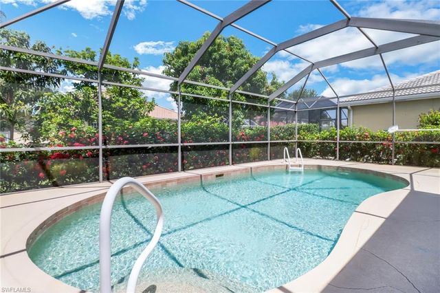 8271 Laurel Lakes WAY, Naples, FL 34119