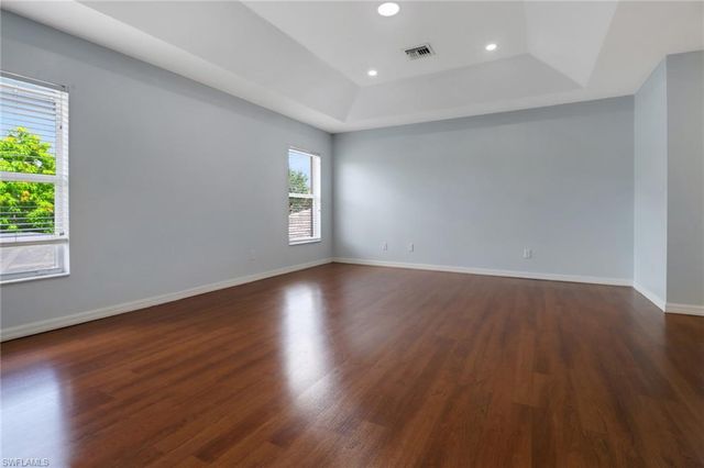 8271 Laurel Lakes WAY, Naples, FL 34119