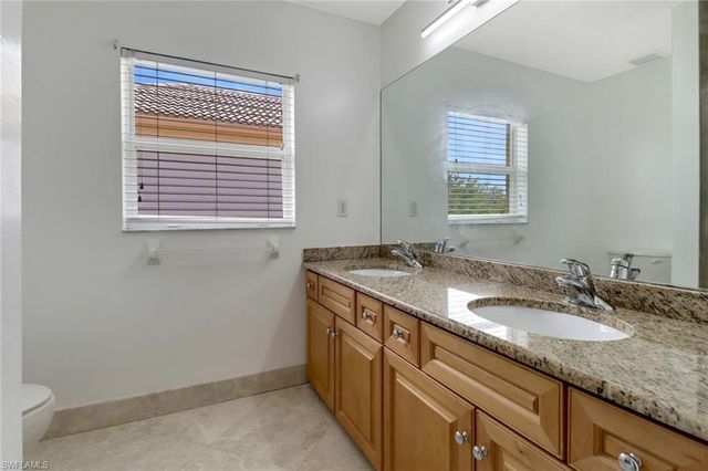 8271 Laurel Lakes WAY, Naples, FL 34119
