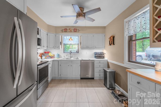 6806 Davis Road, Waxhaw, NC 28173