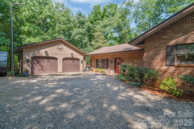 6806 Davis Road, Waxhaw, NC 28173