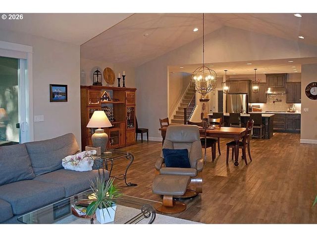 14159 QUAIL Ct, Oregon City, OR 97045