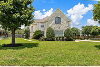 3818 Forest Creek DR, Round Rock, TX 78664
