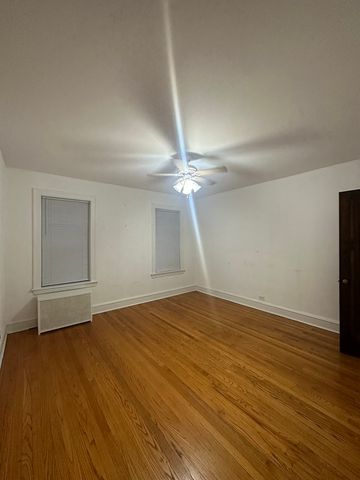 2333 W Farwell Avenue 1S, Chicago, IL 60645