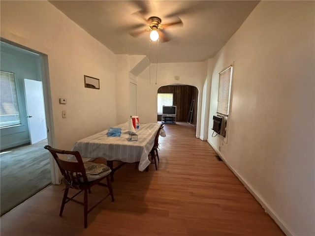 4619 E 8Th Street, Kansas City, MO 64124