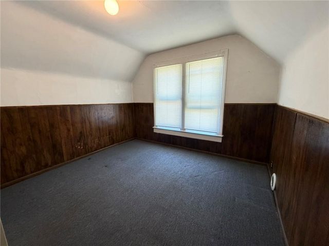 4619 E 8Th Street, Kansas City, MO 64124