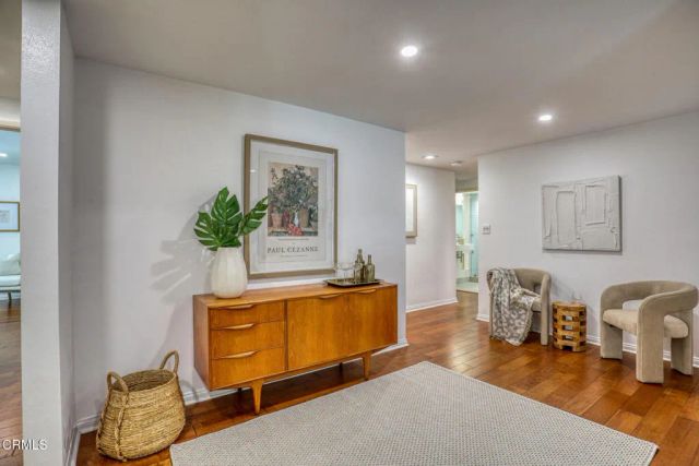 1225 S Orange Grove Boulevard 2, Pasadena, CA 91105