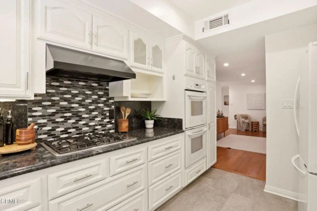 1225 S Orange Grove Boulevard 2, Pasadena, CA 91105
