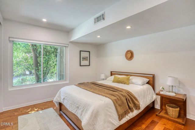 1225 S Orange Grove Boulevard 2, Pasadena, CA 91105