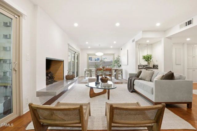 1225 S Orange Grove Boulevard 2, Pasadena, CA 91105