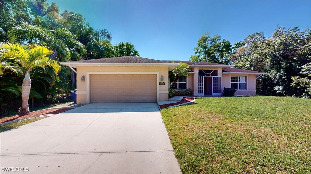 2707 7th ST W, Lehigh Acres, FL 33971