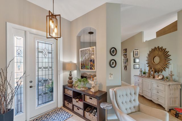 660 Tangelo Circle SW, Vero Beach, FL 32968