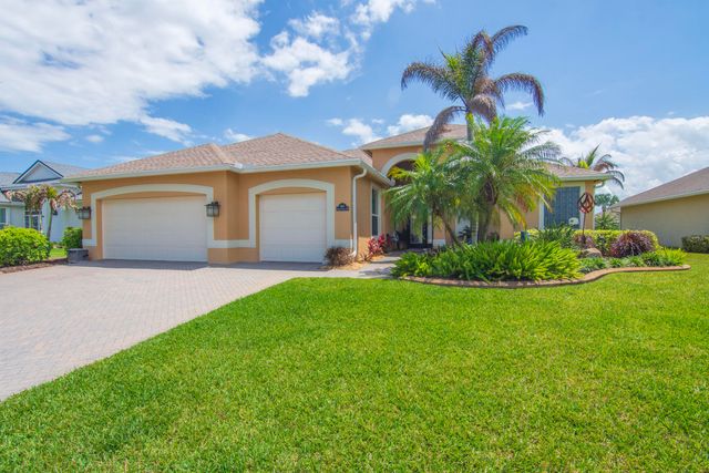 660 Tangelo Circle SW, Vero Beach, FL 32968