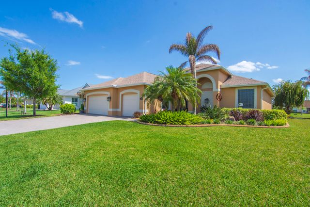 660 Tangelo Circle SW, Vero Beach, FL 32968