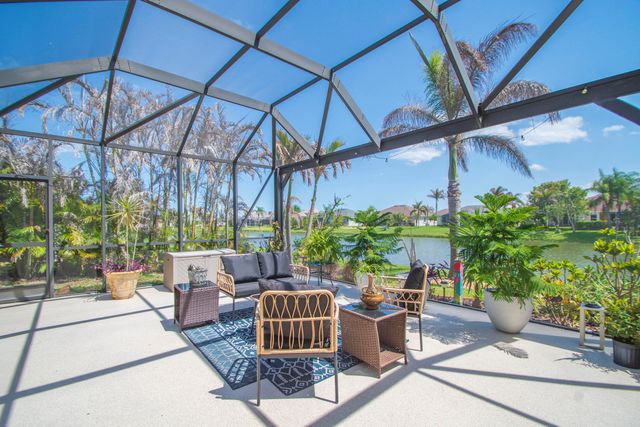 660 Tangelo Circle SW, Vero Beach, FL 32968