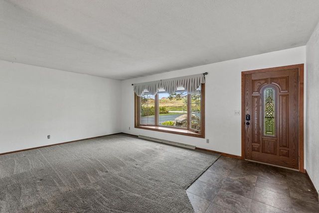 3657 Pleasant Valley ROAD, West Bend, WI 53095