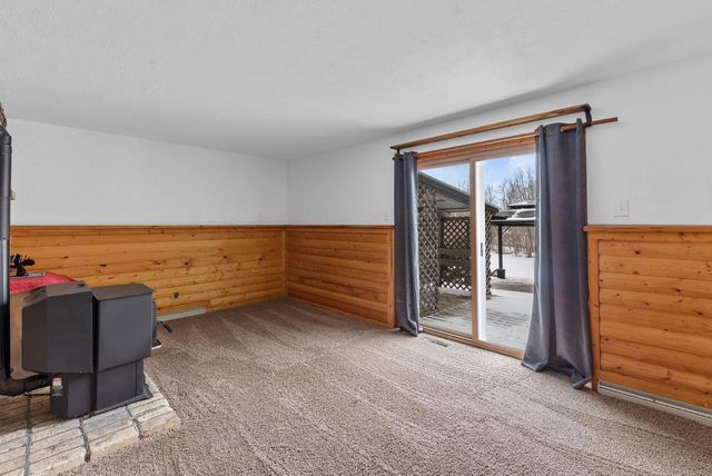 3657 Pleasant Valley ROAD, West Bend, WI 53095