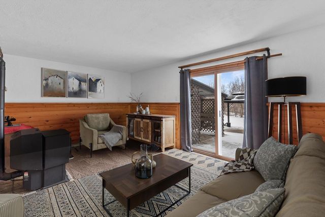 3657 Pleasant Valley ROAD, West Bend, WI 53095