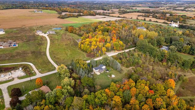 3657 Pleasant Valley ROAD, West Bend, WI 53095